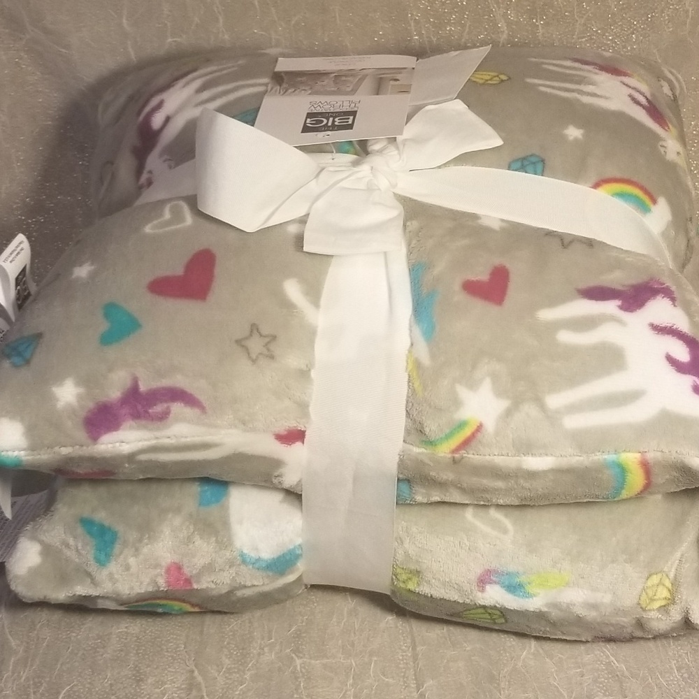The Big One Plush Pillows 2 Unicorns Gray 16" - Picture 4 of 8